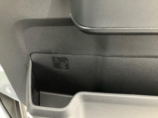 ハイゼットカーゴDX ワンオーナー走行距離無制限12ヶ月保証付き 運転席エアバック 衝突回避支援ブレーキ キーレスエントリ i−stop 運転席助手席エアバック 盗難防止装置 レーンアシスト オートライト オートマチックハイビーム(大分県)の中古車