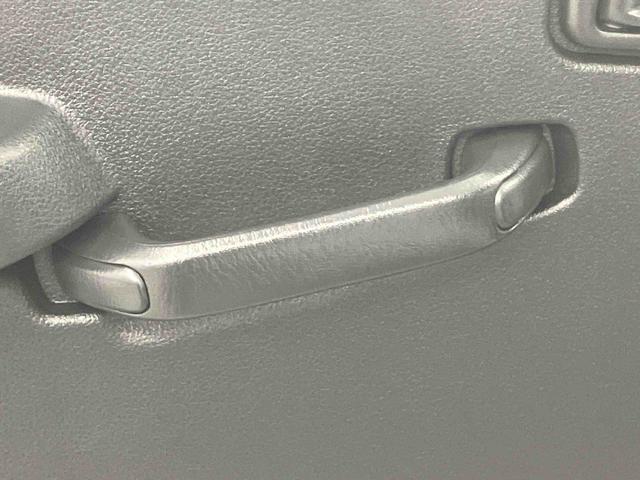 ハイゼットトラックスタンダード走行距離無制限12ヶ月保証付き LEDヘッドランプ 衝突軽減B 禁煙車両 運転席助手席エアバック 車線逸脱警告 VSC 整備記録簿 パワステ 切替式4WD オートハイビーム エアコン エアバック(大分県)の中古車