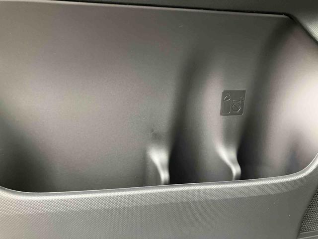 ロッキープレミアムＧ　ＨＥＶ走行距離無制限１２ヶ月保証付き　ＡＨＢ　誤発進抑制　セキュリティー　バックモニタ−　ワンオーナー　禁煙　アラウンドビューモニター　ＬＥＤヘッドランプ　衝突安全ボディ　アルミホイール　シートヒーター（大分県）の中古車