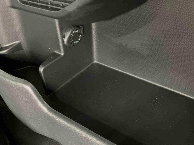 トールカスタムG ターボ走行距離無制限12ヶ月保証付き 車線逸脱 ワンオーナー車 Bluetoothオーディオ 禁煙 衝突回避支援システム Bカメラ LEDライト キーフリー オートライト TV アルミホイール USB(大分県)の中古車