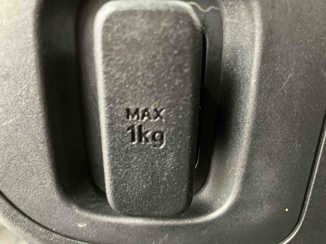 ハイゼットカーゴＤＸ　ＳＡ３走行距離無制限１２ヶ月保証付き　盗難防止　両スライドドア　ＬＥＤヘッドランプ　禁煙　アイスト　運転席助手席エアバッグ　レーダーブレーキ　ＵＳＢ　整備点検記録簿　横滑り防止　エアバック　オートライト（大分県）の中古車