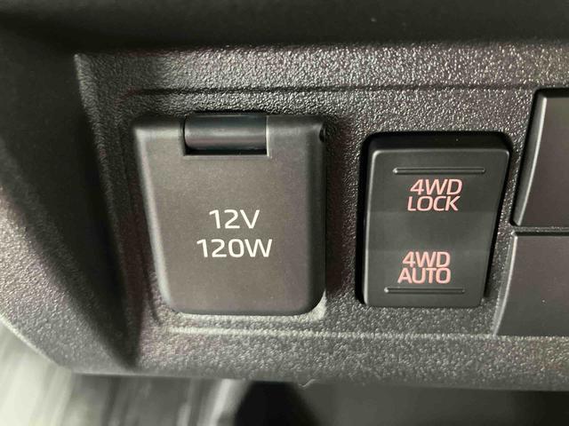 ハイゼットトラック 中古車 ジャンボエクストラ　ワンオーナー走行距離無制限１２ヶ月保証付き　車線逸脱　ワンオ−ナ−　運転席エアバック　ＬＥＤライト　キーフリー　切り替え４ＷＤ　禁煙車　オートハイビーム　ＥＳＣ　スマートキー　オートライト　セキュリティ　ＡＢＳ