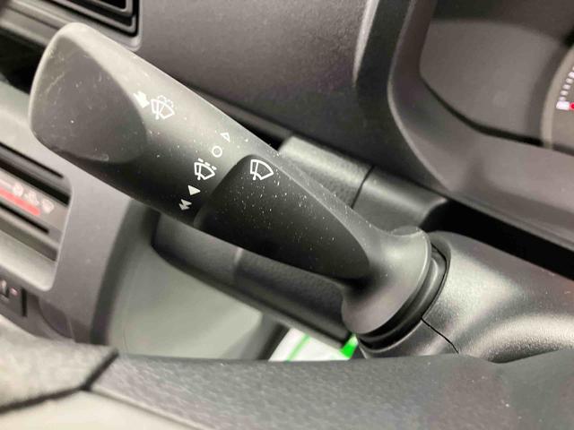 ハイゼットトラックジャンボスタンダード走行距離無制限12ヶ月保証付き ESC レーンキープアシスト エアコン オートマチックハイビーム アイドリングストップ パワーステアリング ABS 運転席エアバッグ オートライト 禁煙車 記録簿(大分県)の中古車