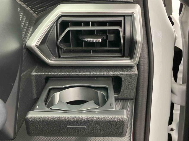 ロッキープレミアムG HEV走行距離無制限12ヶ月保証付き BT 衝突回避支援システム Rカメラ USB DVD LEDヘッドランプ 禁煙 パノラマモニター対応 ドラレコ アルミ ナビ 盗難防止 レーンキープ キーフリー 記録簿(大分県)の中古車