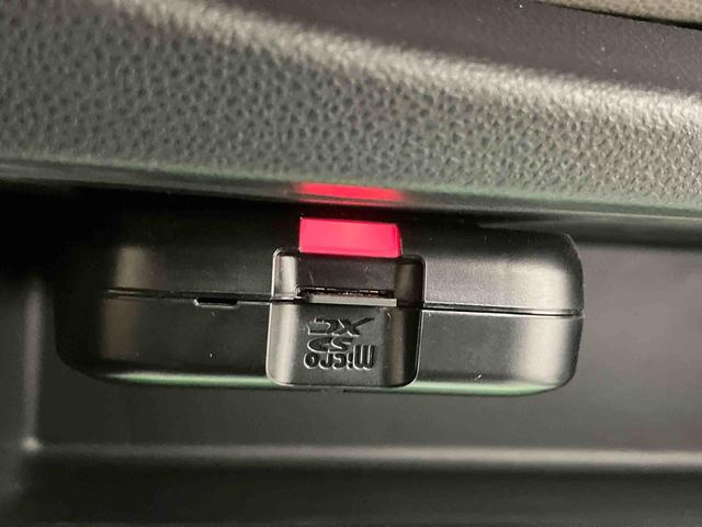 ムーヴキャンバス 中古車 ＧメイクアップＶＳ　ＳＡＩＩＩ周りと差を付けたい方にはぜひキャンバスをおすすめします！　衝突軽減ブレーキサポート　車線逸脱防止　運転席側シートヒーター　アラウンドビュー　スマートキー・プッシュスタート　ドライブレコーダ　アイスト