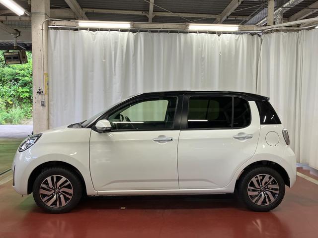 パッソモーダ　Ｇパッケージ下取車　ナビ　パノラマモニター　レーンキープアシスト　オートマチックハイビーム　整備記録簿　衝突安全ボディ　ドライブレコーダー　運転席エアバッグ　助手席エアバッグ　ＥＴＣ　ＤＶＤ　スマートキー（長崎県）の中古車