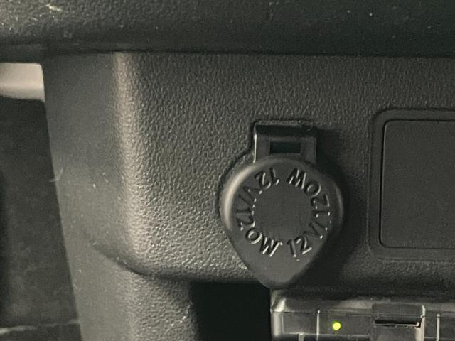 パッソモーダ　Ｇパッケージ下取車　ナビ　パノラマモニター　レーンキープアシスト　オートマチックハイビーム　整備記録簿　衝突安全ボディ　ドライブレコーダー　運転席エアバッグ　助手席エアバッグ　ＥＴＣ　ＤＶＤ　スマートキー（長崎県）の中古車