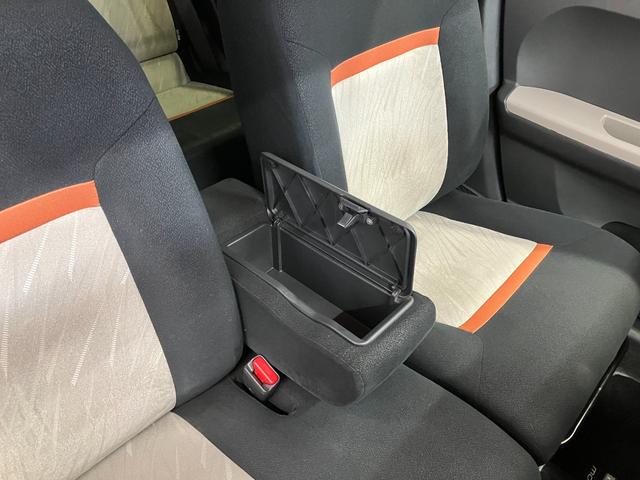 パッソモーダ　Ｇパッケージ下取車　ナビ　パノラマモニター　レーンキープアシスト　オートマチックハイビーム　整備記録簿　衝突安全ボディ　ドライブレコーダー　運転席エアバッグ　助手席エアバッグ　ＥＴＣ　ＤＶＤ　スマートキー（長崎県）の中古車