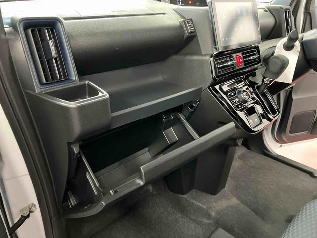 タントカスタムRS届出済未使用車 元展示車 ターボ 禁煙 ディスプレイオーディオ バックカメラ ブルートゥース 衝突被害軽減システム 両側電動スライドドア シートヒーター LEDヘッドランプ オートライト スマートキー(長崎県)の中古車