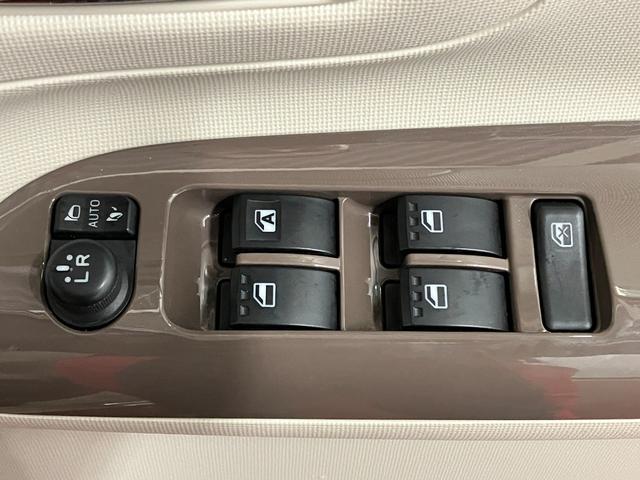 ムーヴキャンバスＧホワイトアクセントＶＳ　ＳＡIII下取車　ナビ　ＴＶ　全周囲カメラ　両側電動スライドドア　衝突被害軽減システム　ブルートゥース　車線逸脱警報　スマートキー　オートマチックハイビーム　電動格納式ドアミラー　ＬＥＤヘッドランプ　ドラレコ（長崎県）の中古車