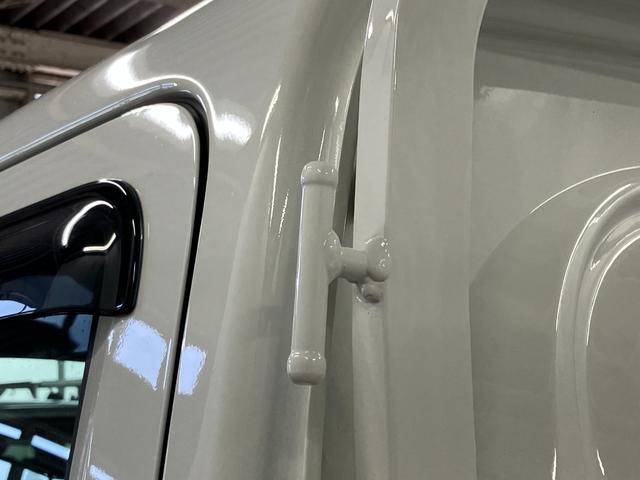 ハイゼットトラックスタンダード　農用スペシャル１オーナー　４ＷＤ　ＭＴ車　車線逸脱警報装置　衝突被害軽減システム　オートマチックハイビーム　横滑り防止　オートライト　エアコン　運転席エアバッグ　助手席エアバッグ　パワステ　アイドリングストップ（長崎県）の中古車