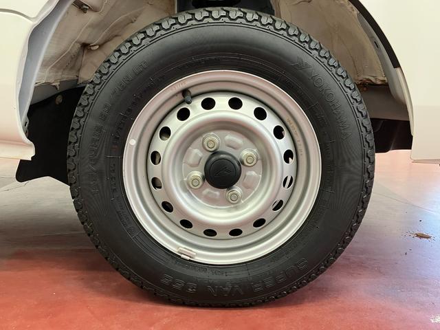 ハイゼットトラックスタンダード　農用スペシャル１オーナー　４ＷＤ　ＭＴ車　車線逸脱警報装置　衝突被害軽減システム　オートマチックハイビーム　横滑り防止　オートライト　エアコン　運転席エアバッグ　助手席エアバッグ　パワステ　アイドリングストップ（長崎県）の中古車