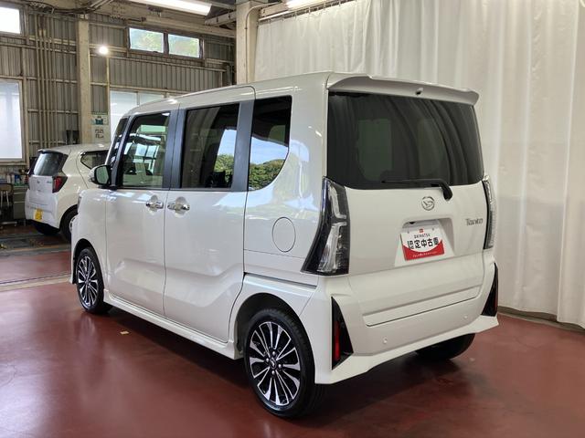 タントカスタムＲＳ届出済未使用車　元展示車　アイドリングストップ　衝突被害軽減システム　両側電動スライドドア　オートマチックハイビーム　シートヒーター　スマートキー　電動格納式ドアミラー　１オーナー　ＬＥＤヘッドランプ（長崎県）の中古車