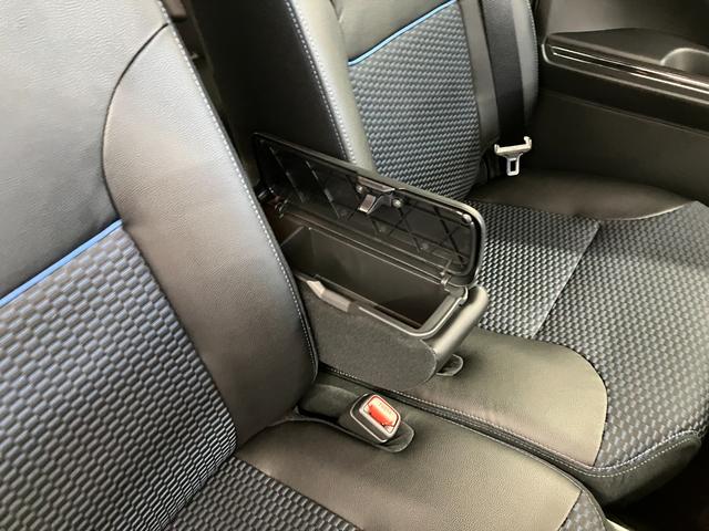 タントカスタムＲＳ届出済未使用車　元展示車　アイドリングストップ　衝突被害軽減システム　両側電動スライドドア　オートマチックハイビーム　シートヒーター　スマートキー　電動格納式ドアミラー　１オーナー　ＬＥＤヘッドランプ（長崎県）の中古車