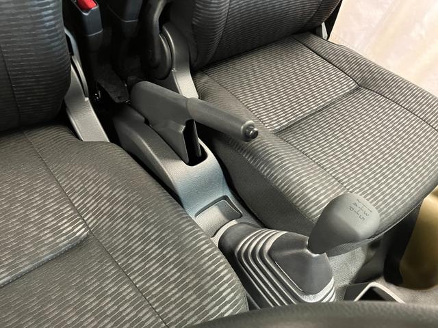 ハイゼットトラックジャンボエクストラ届出済未使用車　元展示車　ハイビームアシスト　運転席助手席エアバック　記録簿　スマ−トキー　オートライト　アンチロックブレーキ　禁煙　ワンオーナー車　衝突回避支援ブレーキ　ＬＥＤヘッドライト（長崎県）の中古車