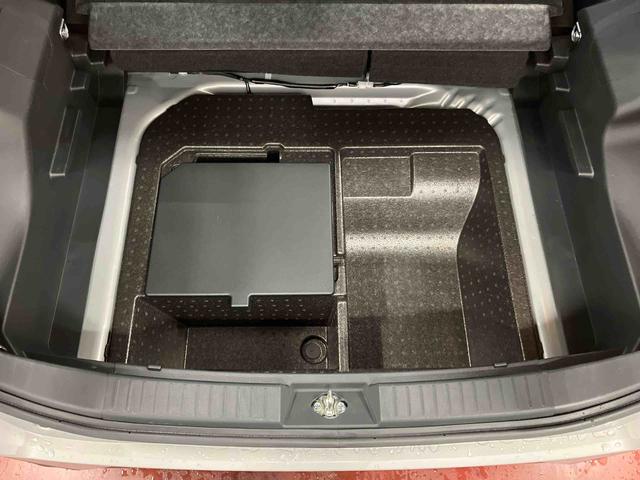 ロッキープレミアムＧ　ＨＥＶワンオーナー　アダプティブクルーズコントロール　シートヒーター　スマートキー　電動格納ミラー　衝突安全　衝突被害軽減システム　レーンアシスト　オートマチックハイビーム　運転席／助手席エアバック（長崎県）の中古車