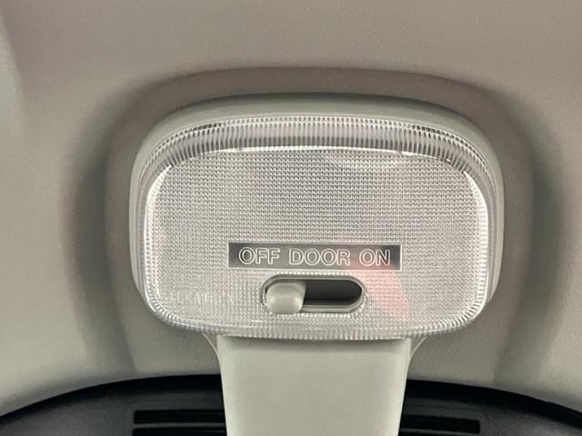 ハイゼットトラックジャンボスタンダード下取車　電動格納ミラー　パワーステアリング　エアバック　オートマチックハイビーム　ＥＳＣ　スマートキー　記録簿　アイドリングストップ　オートライト　エアコン　ＡＢＳ　ダブルエアバック（長崎県）の中古車
