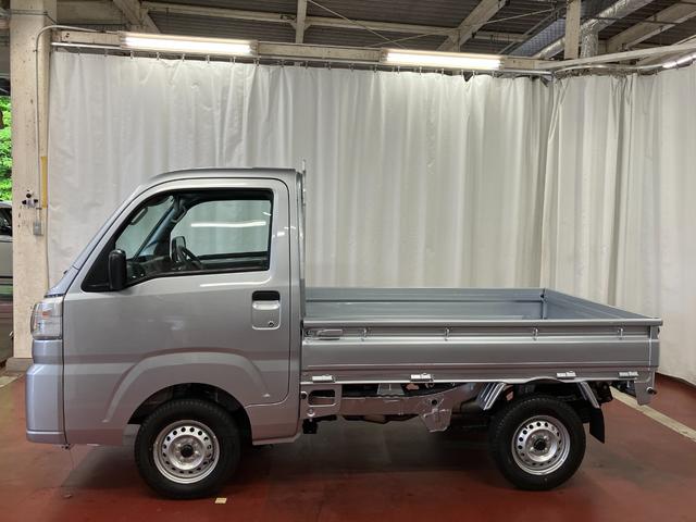 ハイゼットトラックスタンダード届出済未使用車　元展示車　２ＷＤ　ＣＶＴ車　禁煙　１オーナー　レーンキープアシスト　アイドリングストップ　運転席エアバッグ　助手席エアバッグ　パワステ　エアコン　オートライト　オートマチックハイビーム（長崎県）の中古車