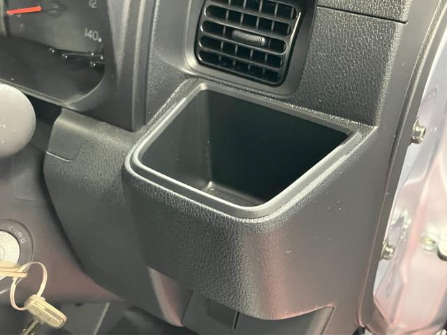 ハイゼットトラックスタンダード届出済未使用車　元展示車　２ＷＤ　ＣＶＴ車　禁煙　１オーナー　レーンキープアシスト　アイドリングストップ　運転席エアバッグ　助手席エアバッグ　パワステ　エアコン　オートライト　オートマチックハイビーム（長崎県）の中古車