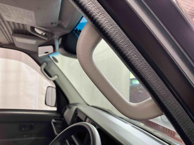 ハイゼットカーゴクルーズＳＡIII下取車　両側スライドドア　横滑防止装置　車線逸脱警告　ＬＥＤヘッドランプ　運転席エアバッグ　助手席エアバッグ　アイドリングストップ　オートライト　オートマチックハイビーム　ＥＴＣ　ＡＢＳ　キーレス（長崎県）の中古車