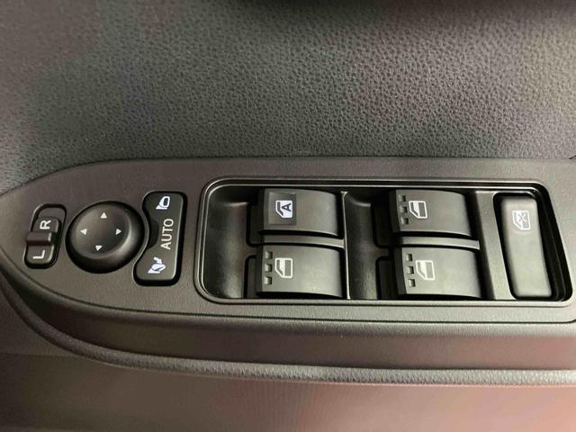 タントファンクロス届出済未使用車 元展示車 禁煙 ディスプレイオーディオ ブルートゥース バックカメラ 衝突被害軽減システム 両側電動スライドドア シートヒーター LEDヘッドランプ オートライト スマートキー(長崎県)の中古車