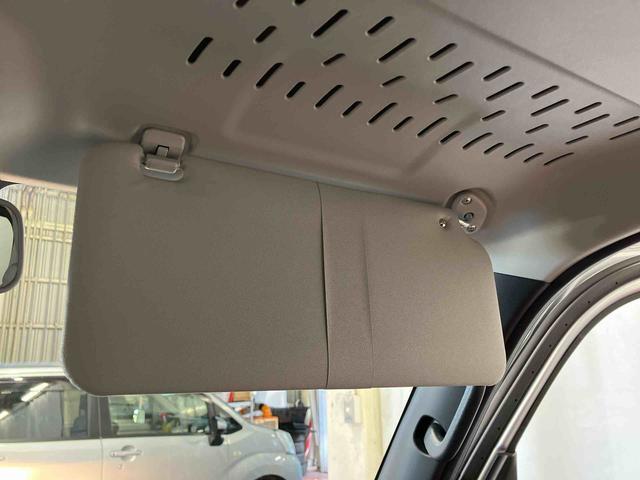 ハイゼットカーゴDX元展示車 禁煙 衝突被害軽減システム 衝突安全ボディ レーンキープアシスト キーレス 両側スライドドア ESC オートライト オートマチックハイビーム ABS 運転席エアバッグ 助手席エアバッグ(長崎県)の中古車