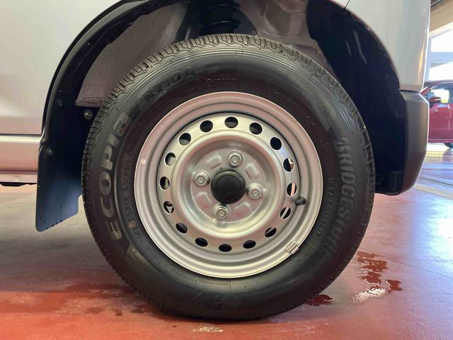 ハイゼットカーゴDX元展示車 禁煙 衝突被害軽減システム 衝突安全ボディ レーンキープアシスト キーレス 両側スライドドア ESC オートライト オートマチックハイビーム ABS 運転席エアバッグ 助手席エアバッグ(長崎県)の中古車