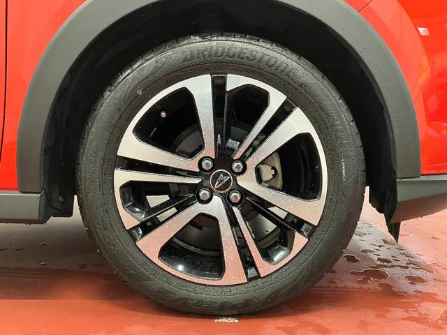 ロッキーＧ下取車　ナビ　ＴＶ　全周囲カメラ　ドラレコ　ＥＴＣ　タ−ボ　ブルートゥース　アダプティブクルーズコントロール　衝突被害軽減システム　車線逸脱警報　記録簿　盗難防止装置　シートヒーター　スマートキー（長崎県）の中古車