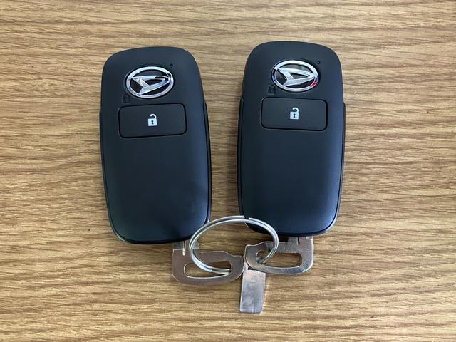 タフトＧ　ダーククロムベンチャー届出済未使用車　元展示車　１オーナー　アダプティブクルーズコントロール　オートマチックハイビーム　ＬＥＤヘッドランプ　レーンキープアシスト　アイドリングストップ　電動格納ミラー　禁煙車　スマートキー（長崎県）の中古車