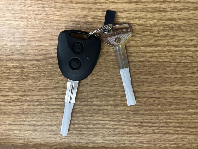 ミライースL SAIII1オーナー 衝突被害軽減システム アイドリングストップ キ−レス 横滑防止 レーンキープアシスト オートマチックハイビーム 運転席エアバック 助手席エアバッグ ABS オートライト 衝突安全ボディ(長崎県)の中古車