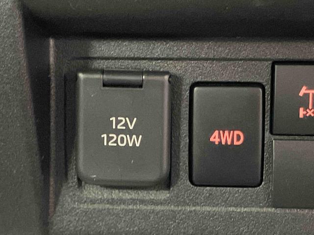 ハイゼットトラックスタンダード　農用スペシャル１オーナー　４ＷＤ　マニュアル車　衝突被害軽減システム　レーンキープアシスト　誤発信抑制制御　運転席エアバッグ　助手席エアバック　誤発進抑制機能　オートライト　オートマチックハイビーム　ＡＢＳ（長崎県）の中古車