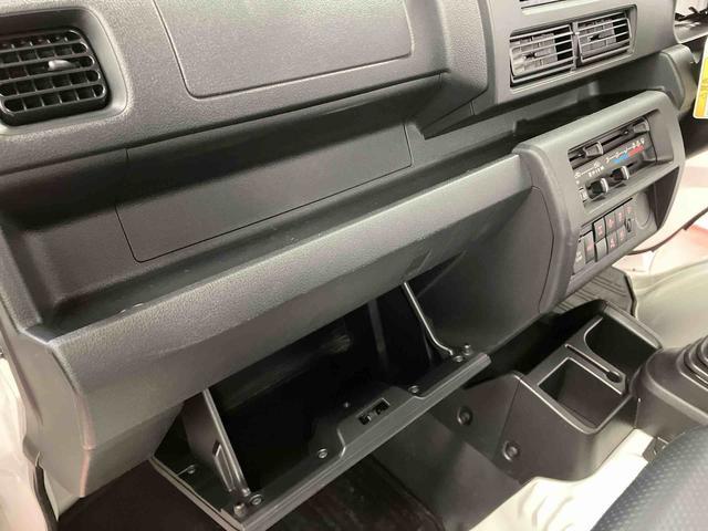 ハイゼットトラックスタンダード　農用スペシャル１オーナー　４ＷＤ　マニュアル車　衝突被害軽減システム　レーンキープアシスト　誤発信抑制制御　運転席エアバッグ　助手席エアバック　誤発進抑制機能　オートライト　オートマチックハイビーム　ＡＢＳ（長崎県）の中古車