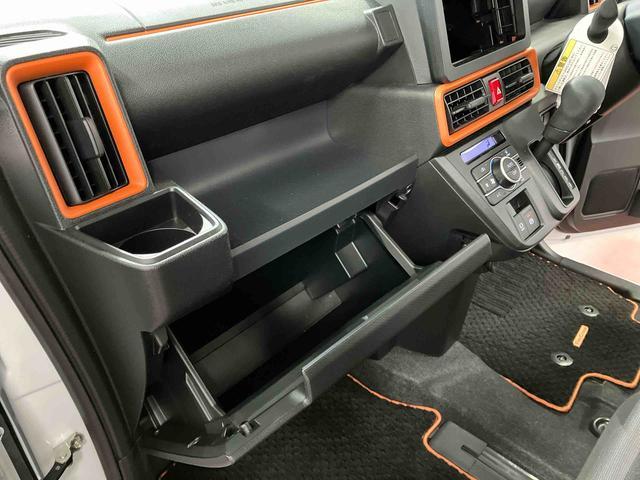 タントファンクロス元試乗車　衝突被害軽減システム　両側電動スライドドア　シートヒーター　１オーナー　オートライト　レーンキープアシスト　ＬＥＤヘッドライト　スマートキー　オートマチックハイビーム　ベンチシート　アルミ（長崎県）の中古車