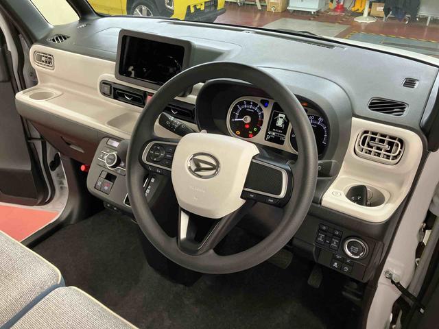 ムーヴキャンバスストライプスG届済未使用車 元展示車 1オーナー 両側電動スライドドア レーンアシスト 電動格納式ドアミラー 衝突安全ボディ アイドリングストップ シートヒーター スマートキー プッシュスタート 車線逸脱警告 禁煙(長崎県)の中古車