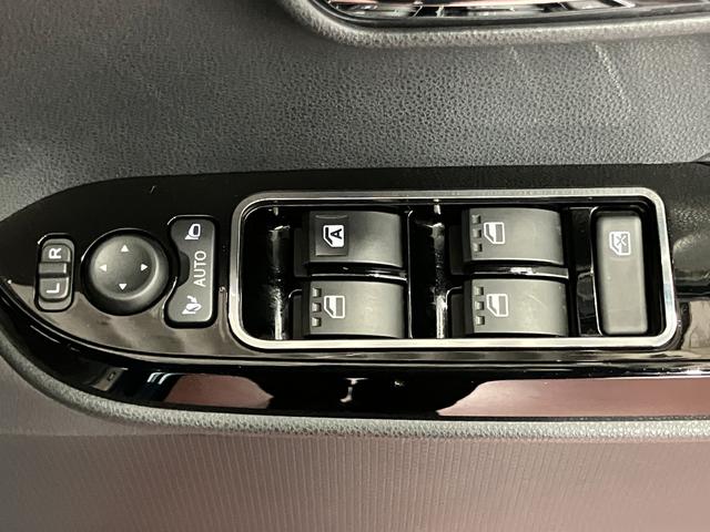 タントカスタムＸスタイルセレクション下取車　衝突被害軽減システム　ナビ　前後ドラレコ　バックカメラ　Ｂｌｕｅｔｏｏｔｈ　ＬＥＤヘッドランプ　シートヒーター　ＥＴＣ　スマートキー　ＤＶＤ　アイドリングストップ　オートマチックハイビーム（長崎県）の中古車