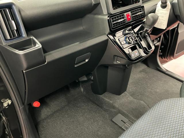 タントカスタムＸひょう害車　展示車　アイドリングストップ　両側パワースライドドア　シートヒーター付き　スマートキー＆プッシュスタート　ハイビームアシスト　禁煙　オートライト　レーンキープ　盗難防止装置（長崎県）の中古車