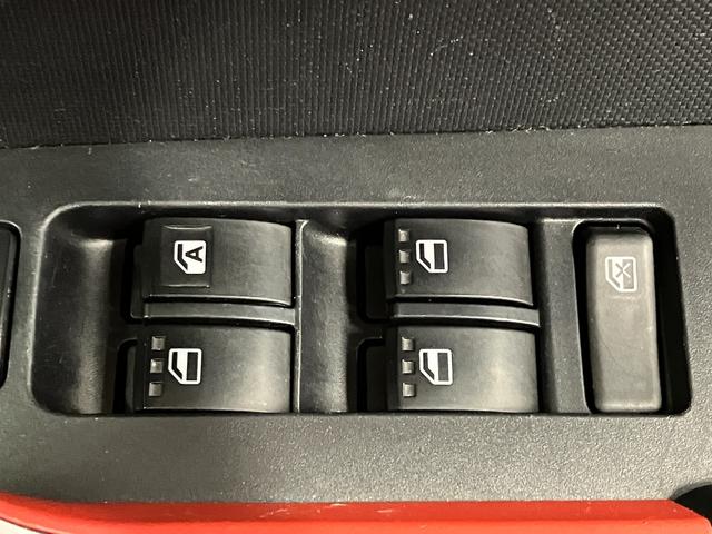ロッキーＧ下取車　ナビ　ＴＶ　バックカメラ　ドライブレコーダー　衝突被害軽減ブレーキ　Ｂｌｕｅｔｏｏｔｈ　ＬＥＤヘッドランプ　記録簿　タ−ボ　アルミホイール　スマ−トキ−　プッシュスタート　アイドリングストップ（長崎県）の中古車
