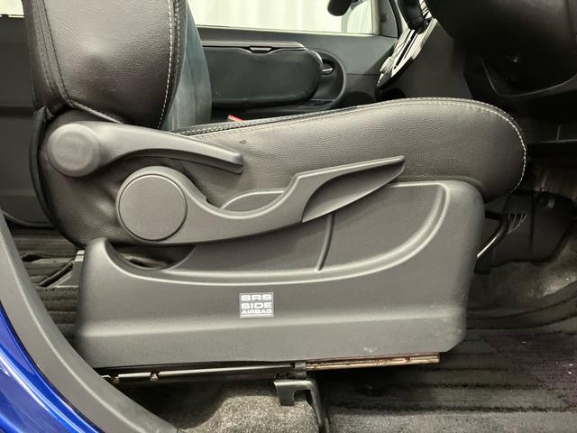 タントカスタムＸ　トップエディションＳＡIII下取車　電動格納ミラー　スマートキー　レーンアシスト　ＬＥＤヘッドランプ　アイドリングストップ　ベンチシート　オートライト　衝突被害軽減システム　片側電動両側スライドドア（長崎県）の中古車