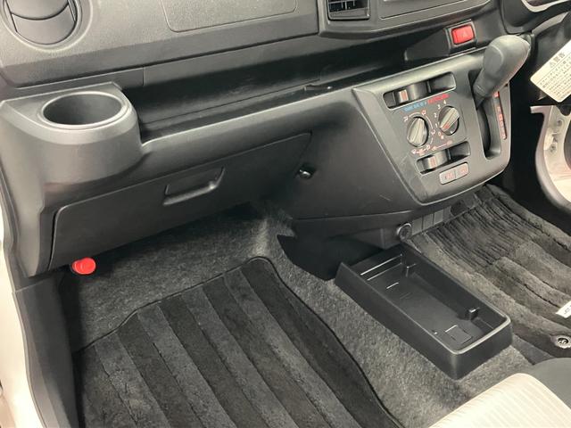 ミライースＬ　ＳＡIII下取車　ＣＤ　衝突被害軽減システム　レーンキープアシスト　アイドリングストップ　横滑り防止機能　オートハイビーム　運転席・助手席エアバッグ　ＡＢＳ　衝突安全ボディ　整備記録簿　キーレス（長崎県）の中古車