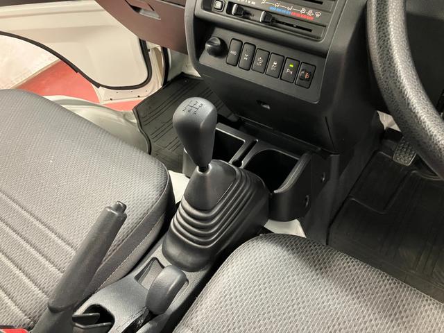 ハイゼットトラックスタンダード　農用スペシャルＳＡIIIｔ１オーナー　４ＷＤ　マニュアル車　メンテナンスノート　衝突被害軽減システム　車線逸脱警報　ＬＥＤヘッドランプ　運転席エアバッグ　横滑り防止　パワーステアリング　ＡＢＳ　オートライト（長崎県）の中古車