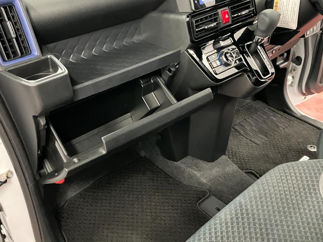 タントカスタムＸスタイルセレクション下取車　ナビ　全周囲カメラ　ドライブレコーダー　ＴＶ　ブルートゥース　車線逸脱警告　衝突被害軽減システム　電動格納式ドアミラー　アイドリングストップ　ＬＥＤヘッドランプ　シートヒーター　オートライト（長崎県）の中古車