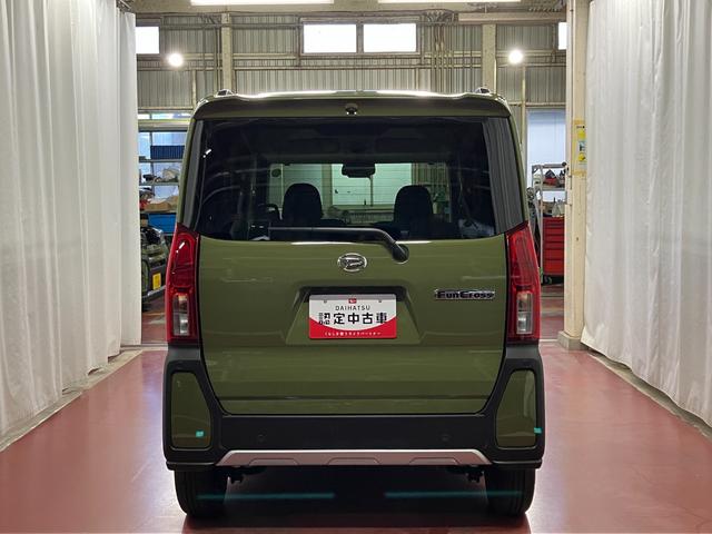 タントファンクロス届出済未使用車　元展示車　シートヒーター　誤発進抑制装置　１オーナー　オートマチックハイビーム　禁煙　両側電動スライドドア　ＬＥＤヘッドランプ　車線逸脱警報　オートライト　スマートキー　ベンチシート（長崎県）の中古車