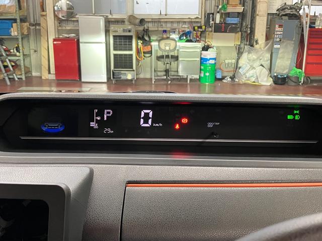 タントファンクロス届出済未使用車　元展示車　シートヒーター　誤発進抑制装置　１オーナー　オートマチックハイビーム　禁煙　両側電動スライドドア　ＬＥＤヘッドランプ　車線逸脱警報　オートライト　スマートキー　ベンチシート（長崎県）の中古車