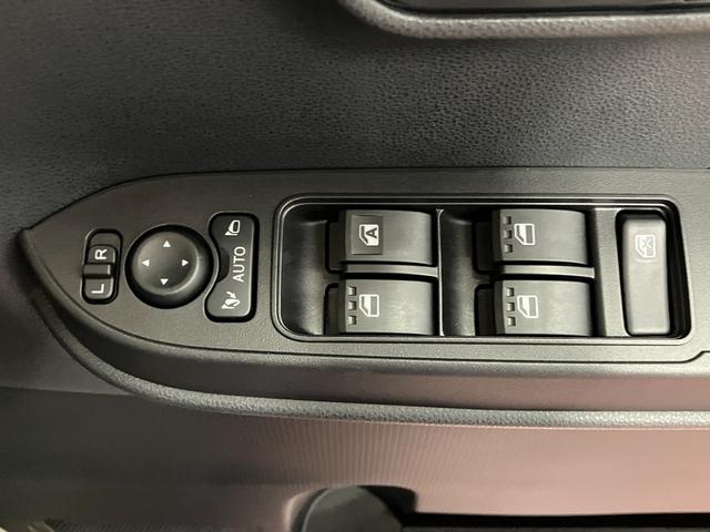 タントファンクロス届出済未使用車　元展示車　シートヒーター　誤発進抑制装置　１オーナー　オートマチックハイビーム　禁煙　両側電動スライドドア　ＬＥＤヘッドランプ　車線逸脱警報　オートライト　スマートキー　ベンチシート（長崎県）の中古車