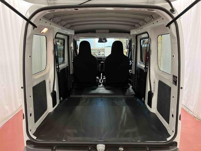 ハイゼットカーゴＤＸ元展示車　衝突安全ボディ　キーレス　両側スライドドア　アイドリングストップ　オートライト　オートマチックハイビーム　ＥＳＣ　レーンアシスト　運転席エアバッグ　助手席エアバッグ　ＡＢＳ（長崎県）の中古車