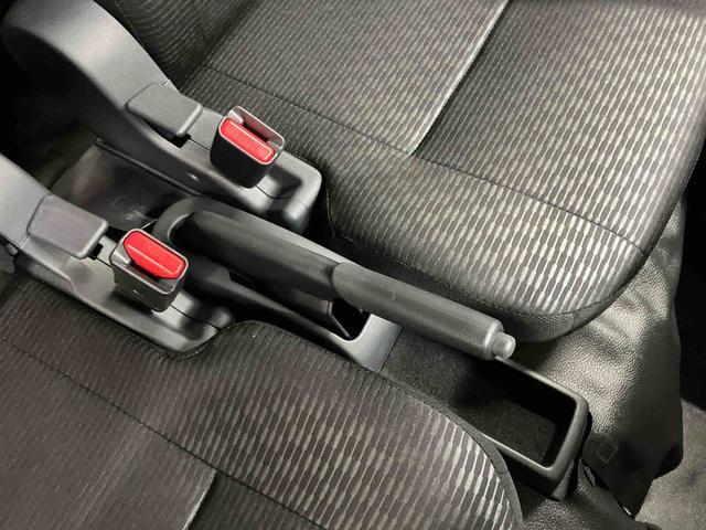 ハイゼットカーゴＤＸ元展示車　衝突安全ボディ　キーレス　両側スライドドア　アイドリングストップ　オートライト　オートマチックハイビーム　ＥＳＣ　レーンアシスト　運転席エアバッグ　助手席エアバッグ　ＡＢＳ（長崎県）の中古車