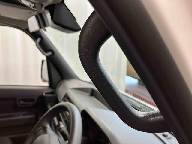 ハイゼットカーゴＤＸ元展示車　衝突安全ボディ　キーレス　両側スライドドア　アイドリングストップ　オートライト　オートマチックハイビーム　ＥＳＣ　レーンアシスト　運転席エアバッグ　助手席エアバッグ　ＡＢＳ（長崎県）の中古車