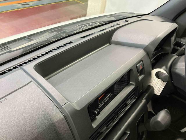 ハイゼットカーゴＤＸ元展示車　衝突安全ボディ　キーレス　両側スライドドア　アイドリングストップ　オートライト　オートマチックハイビーム　ＥＳＣ　レーンアシスト　運転席エアバッグ　助手席エアバッグ　ＡＢＳ（長崎県）の中古車