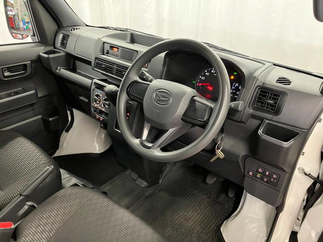 ハイゼットカーゴDX4WD 1オーナー 衝突安全ボディ キーレスキー 両側スライドドア アイドリングストップ オートマチックハイビーム オートライト レーンアシスト 運転席エアバッグ 助手席エアバッグ(長崎県)の中古車