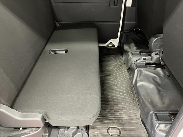 ハイゼットカーゴDX4WD 1オーナー 衝突安全ボディ キーレスキー 両側スライドドア アイドリングストップ オートマチックハイビーム オートライト レーンアシスト 運転席エアバッグ 助手席エアバッグ(長崎県)の中古車